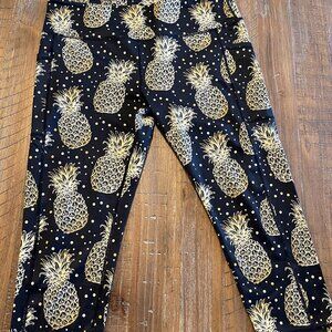 Constantly Varied Gear Pineapple, Mid-calf Leggings